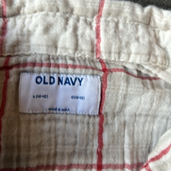 Old Navy button down shirt sleeve shirt - Picture 3 of 3